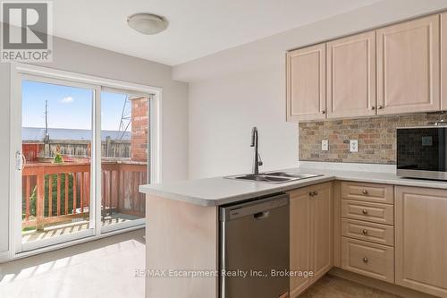 4832 Capri Crescent, Burlington (Alton), ON 
