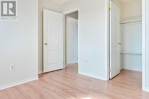 4832 Capri Crescent, Burlington (Alton), ON 