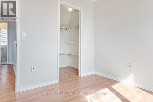 4832 Capri Crescent, Burlington (Alton), ON 