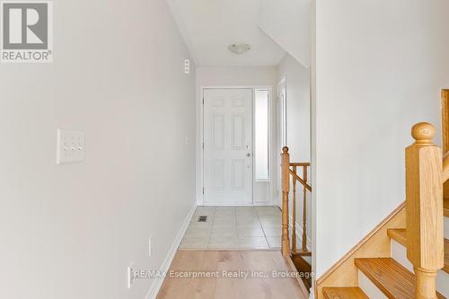 4832 Capri Crescent, Burlington (Alton), ON 