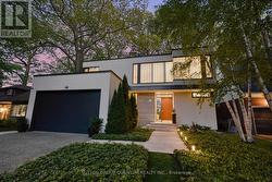 23 CRESCENTWOOD ROAD  Toronto, ON M1N 1C9