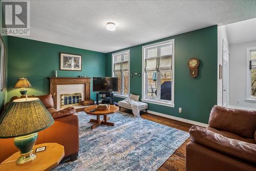 2203 Winding Woods Drive, Oakville, ON 