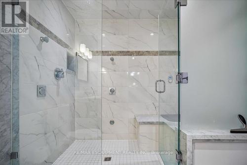 2203 Winding Woods Drive, Oakville, ON 