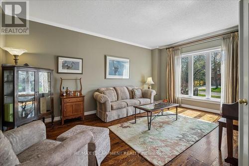 2203 Winding Woods Drive, Oakville, ON 