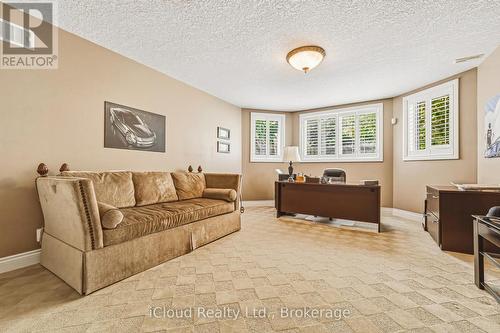 845 Hidden Valley Road, Kitchener, ON 