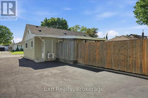 110 Hastings Drive, Belleville (Belleville Ward), ON 
