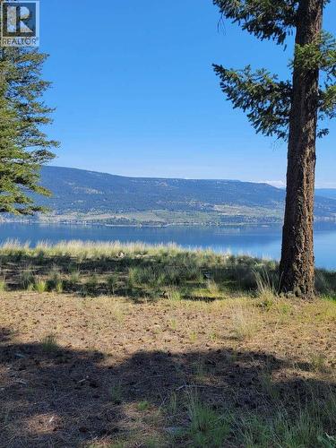 7185 Dunwaters Road, Kelowna, BC 