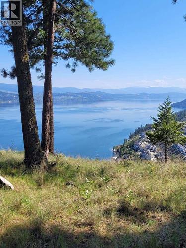 7185 Dunwaters Road, Kelowna, BC 