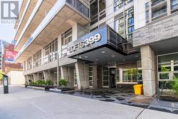 806 - 399 ADELAIDE STREET W Toronto, ON M5V 1S1