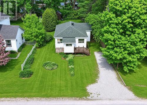 Beautiful front yard - 3427 Coronation Avenue, Severn (West Shore), ON 