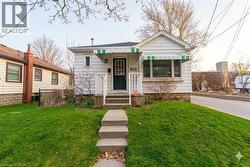 501 UPPER WELLINGTON Street Hamilton, ON L9A 3P6