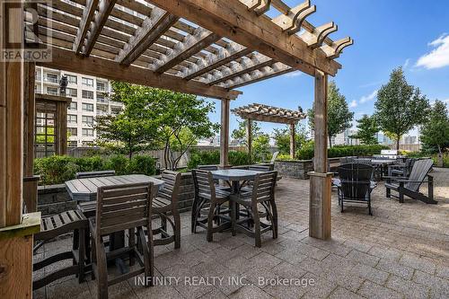 1005 - 330 Ridout Street N, London East (East K), ON 