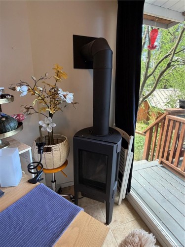 #Cabin 3-1136 North End Rd, Salt Spring, BC 