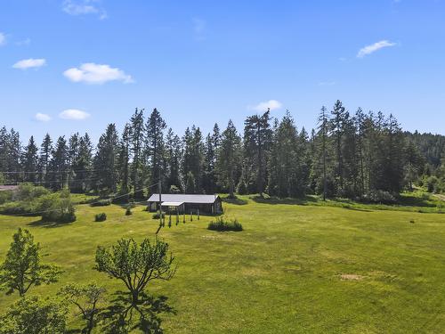 630 Canyon Lister Road, Canyon, BC 