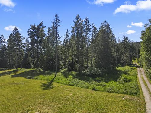 630 Canyon Lister Road, Canyon, BC 