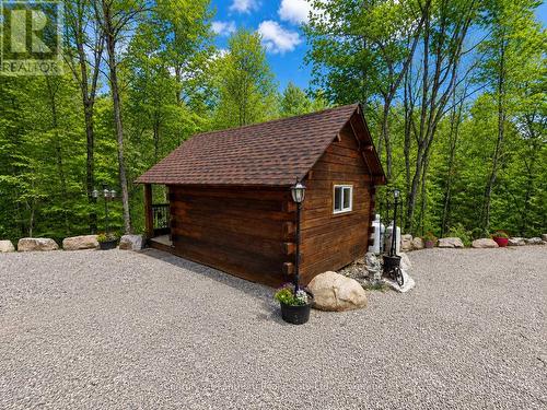 Seperate Bunkie with Heat and Hydro - 1045 Carnahan Lane, Frontenac (Frontenac Centre), ON 