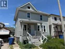 482 Caroline STREET Windsor, ON N9A 6A6