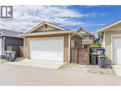 1279 Bergamot Avenue, Kelowna, BC 