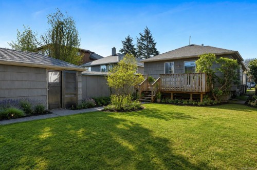 1130 May St, Victoria, BC 