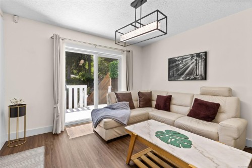 1039 Haslam Ave, Langford, BC 