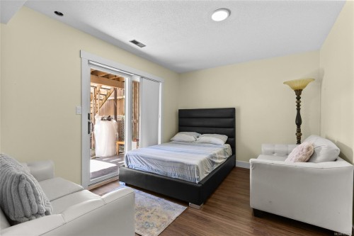 1039 Haslam Ave, Langford, BC 