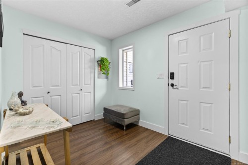 1039 Haslam Ave, Langford, BC 