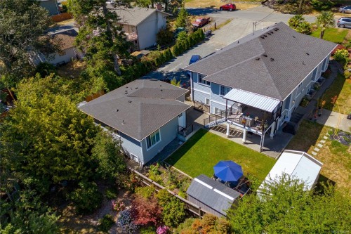 555 Leaside Ave, Saanich, BC 