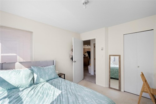 #312-2560 Wark St, Victoria, BC 