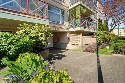 #312-2560 Wark St, Victoria, BC 