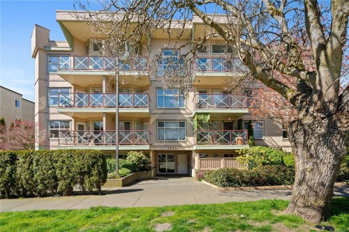#312-2560 Wark St, Victoria, BC 