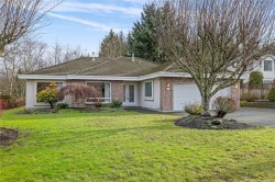 117 Denman Dr Qualicum Beach, BC V9K 1R7