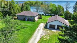 44 North Oakcliff Drive Mindemoya, Manitoulin Island, ON P0P 1S0