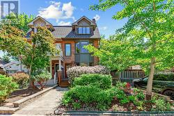 115 JACKMAN AVENUE  Toronto, ON M4K 2Y1