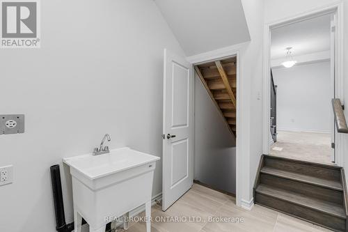 8 Daisy Street, Springwater, ON 