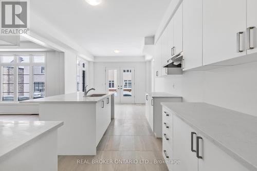 8 Daisy Street, Springwater, ON 