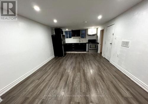 29 BRIGHTLY DRIVE , Ajax, Ontario L1T 1S5 4