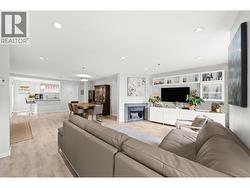 601 W 16TH AVENUE  Vancouver, BC V5Z 1S5