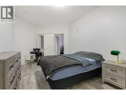 Primary Bedroom - 