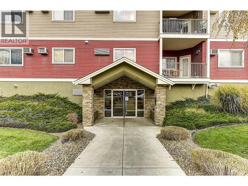 345 Mills Road Unit# 305, Kelowna, BC - Outdoor