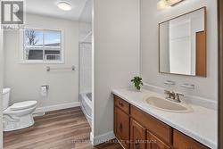 Four-Piece Main Bath - 