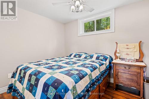 622829 Moto Park Road, Chatsworth, ON - Indoor Photo Showing Bedroom