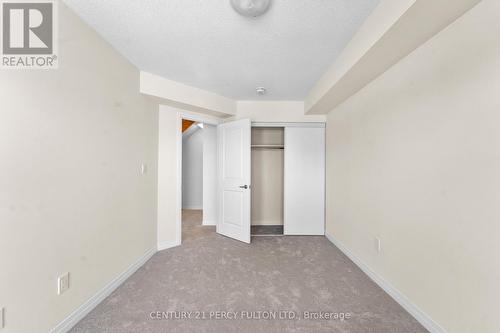 15 - 10 Liben Way E, Toronto, ON - Indoor Photo Showing Other Room