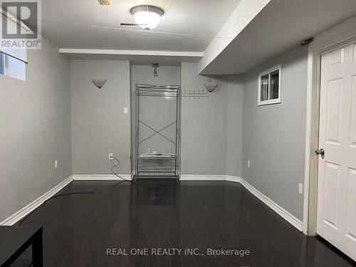 5292 Longhouse Crescent, Mississauga, ON - Indoor Photo Showing Other Room