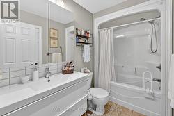 4 pce bathroom/ ensuite - 