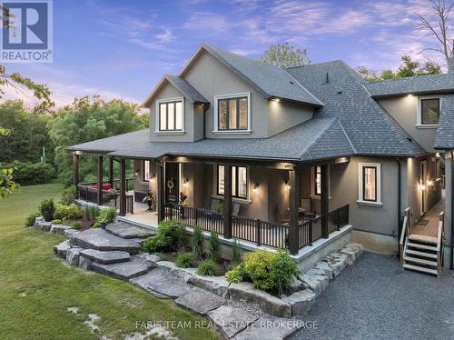 400 Lloyd'S Lane, King, ON 