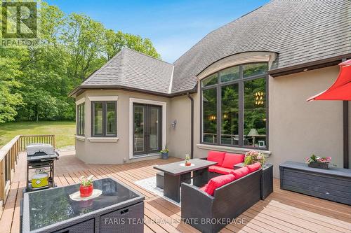 400 Lloyd'S Lane, King, ON 