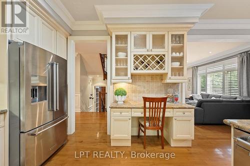112 Tyler Street, Aurora, ON 