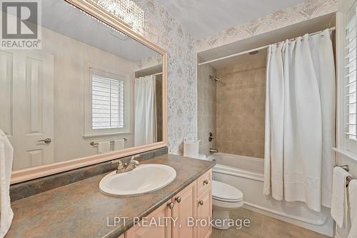 4th Bedroom Ensuite - 112 Tyler Street, Aurora, ON 