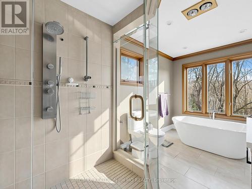 1785 Davis Drive W, King, ON 