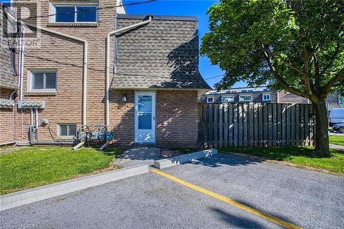 7 Viking Court Unit# 404, Grimsby, ON 